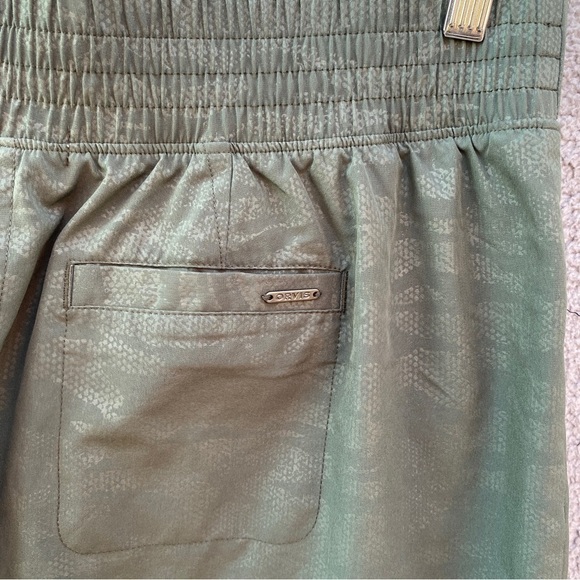 Orvis Stretch Travel Skort Embossed Camo Print Sz XL - Picture 6 of 11